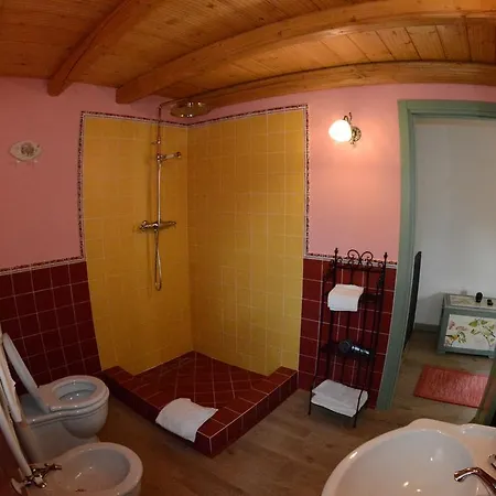 Tuschaus Country house *