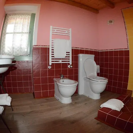 Tuschaus Country house Domaso