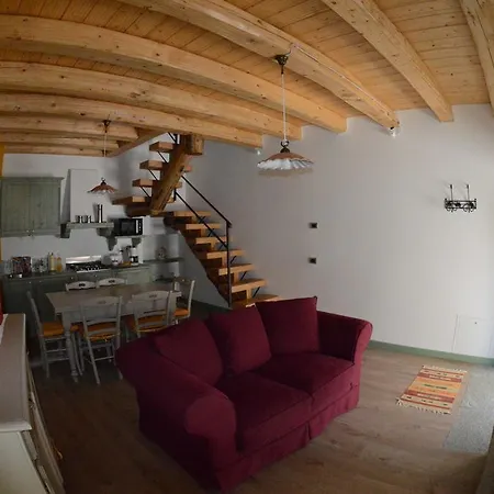 Tuschaus Country house Domaso