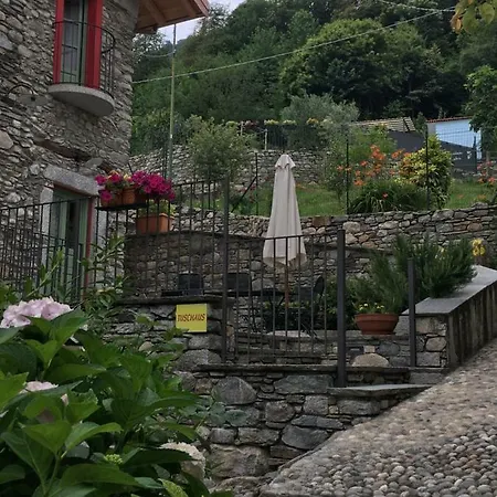 Tuschaus Casa di campagna Domaso